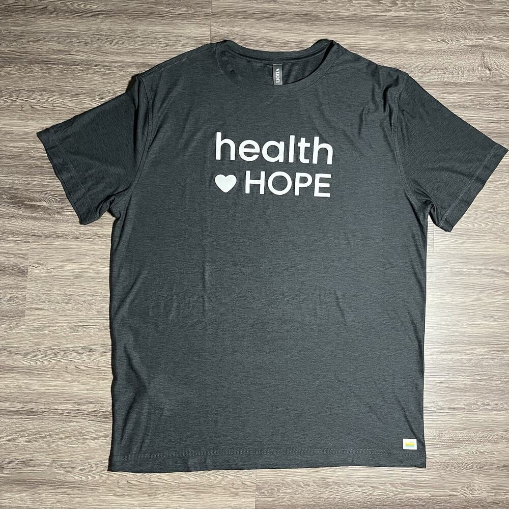 Vuori Strato Tech Tee Men's L Charcoal Heather Health Hope Logo V126 NWOT